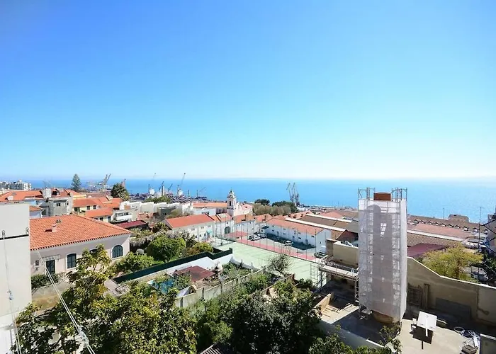 Tagus Sunrise In By Innkeeper